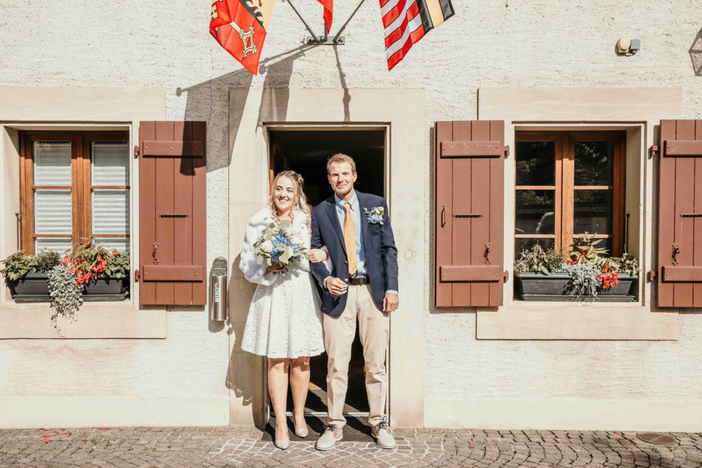 mairie Corsier Geneve Suisse mariage civil sortie mariés