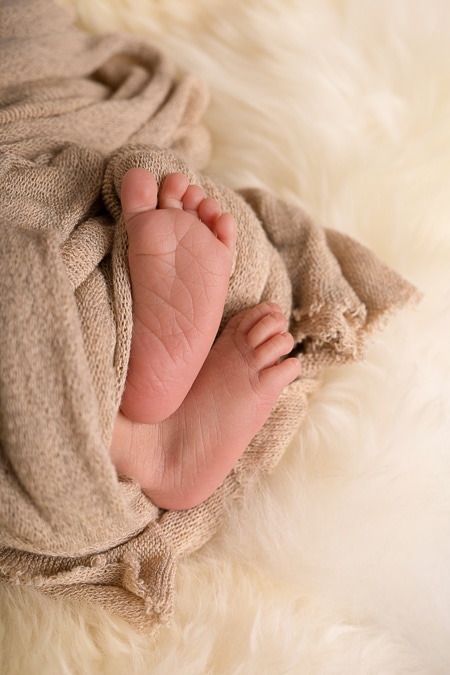 naissance séance photo photographe pieds bébé douvaine thonon evian annemasse geneve lausanne
